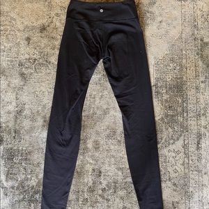 Lululemon low rise black leggings